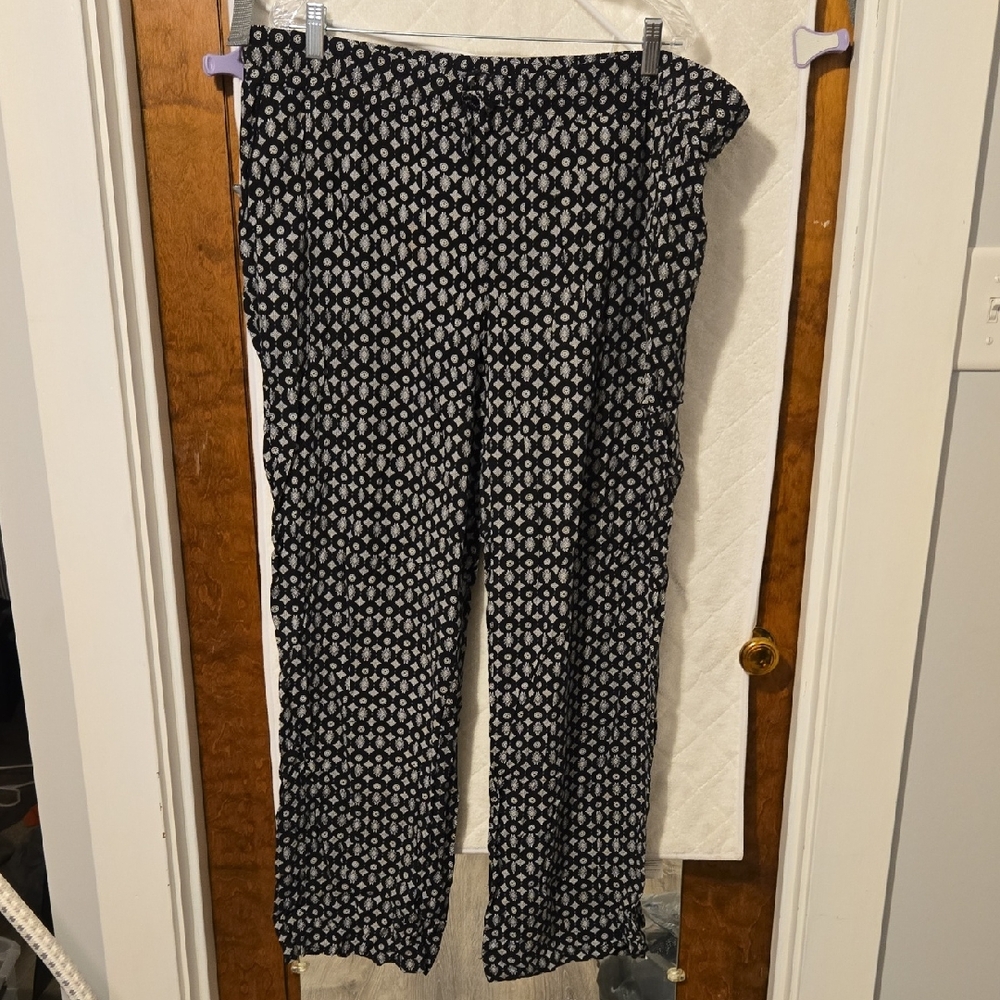 2 - Maurices Black and White Wide Leg Pants